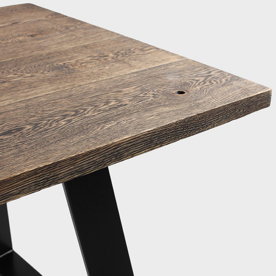 Table plateau chêne rustique et pieds métal noir collection Solido