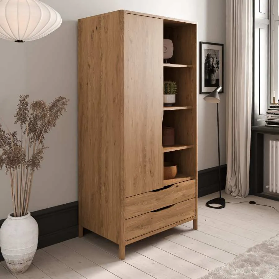 Armoire en chêne massif avec niches de rangement  collection TWIST