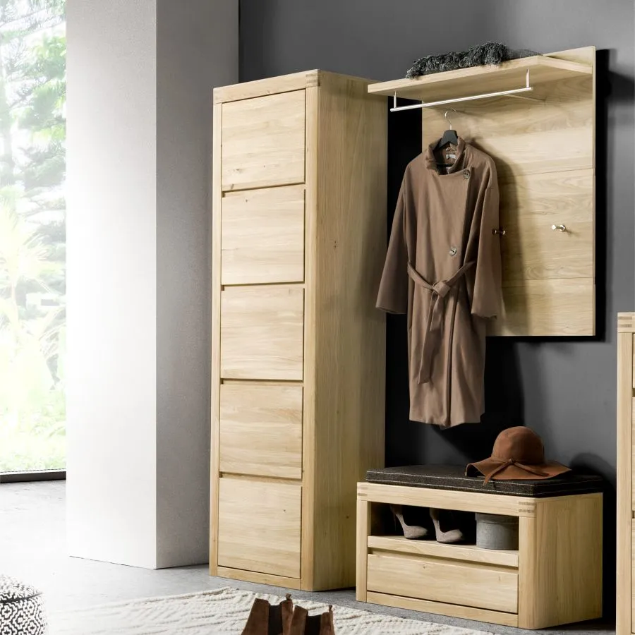 Mobilier en bois clair pour couloir collection MILO